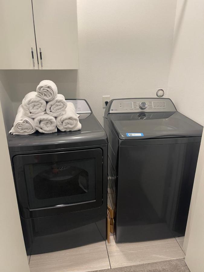 N-E-G Skai Midtown Of Houston Villa Екстериор снимка