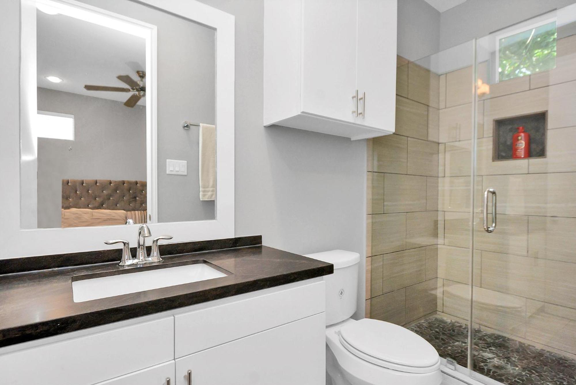 N-E-G Skai Midtown Of Houston Villa Екстериор снимка