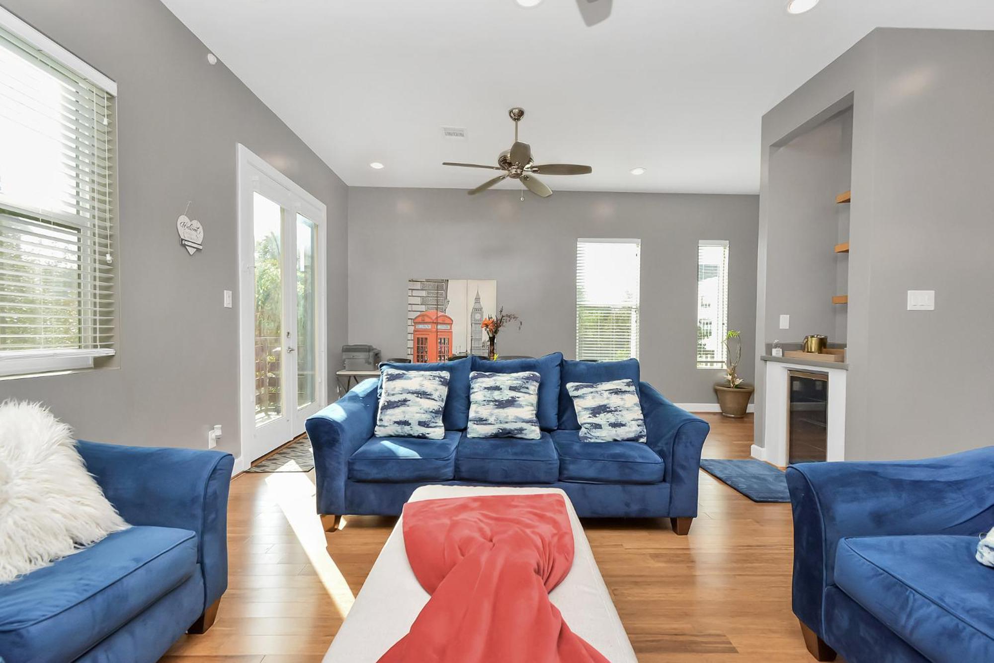 N-E-G Skai Midtown Of Houston Villa Екстериор снимка